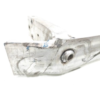 Recambio de refuerzo paragolpes delantero para mercedes-benz clase gla (bm 247) gla 200 (247.787) referencia OEM IAM A2476203301