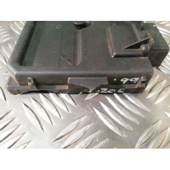 Recambio de centralita motor uce para peugeot 206 berlina x-line referencia OEM IAM 9639587680 9640899880 R04080015G