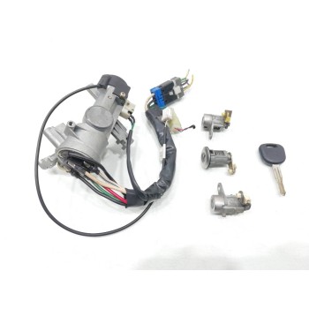 Recambio de juego bombines para kia carnival 2.9 turbodiesel cat referencia OEM IAM 47361A  