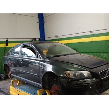 volvo s40 berlina del año 1950