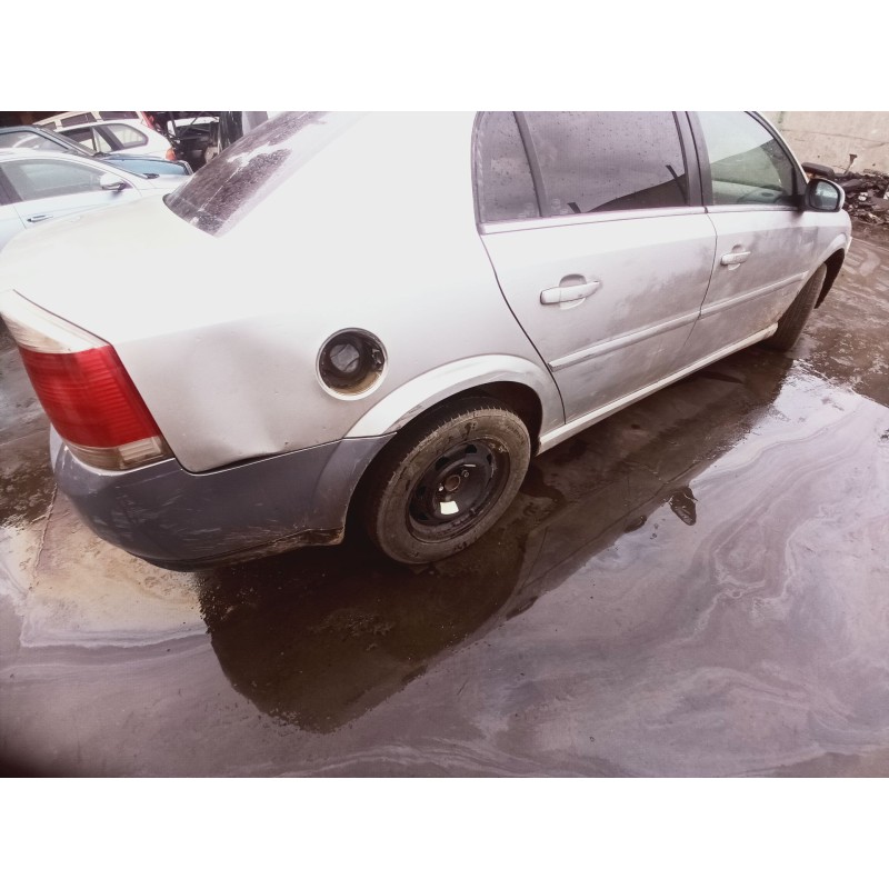 opel vectra c berlina del año 2006