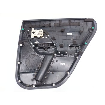 Recambio de guarnecido puerta trasera izquierda para kia niro drive referencia OEM IAM 83311G5000  