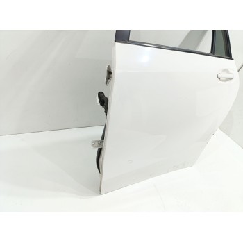 Recambio de puerta trasera izquierda para toyota verso active referencia OEM IAM   