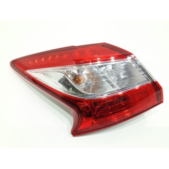 Recambio de piloto trasero izquierdo para nissan pulsar (c13) acenta referencia OEM IAM 22018066  