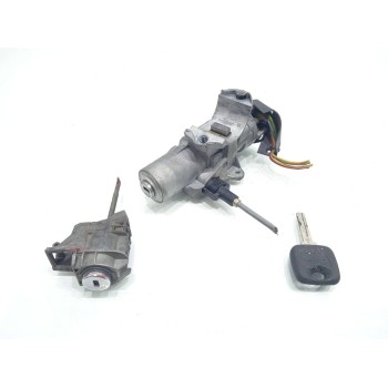 Recambio de juego bombines para volvo v70 familiar 2.5 cat referencia OEM IAM 8626327  