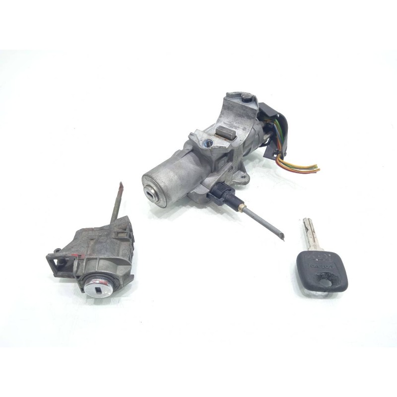 Recambio de juego bombines para volvo v70 familiar 2.5 cat referencia OEM IAM 8626327  