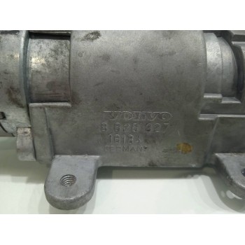 Recambio de juego bombines para volvo v70 familiar 2.5 cat referencia OEM IAM 8626327  