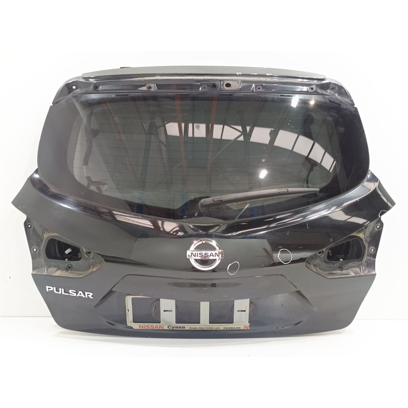 Recambio de porton trasero para nissan pulsar (c13) acenta referencia OEM IAM   