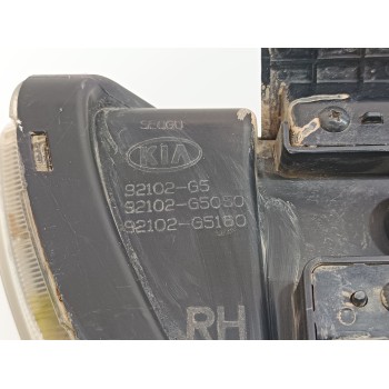 Recambio de faro derecho para kia niro drive referencia OEM IAM 92102G5050  