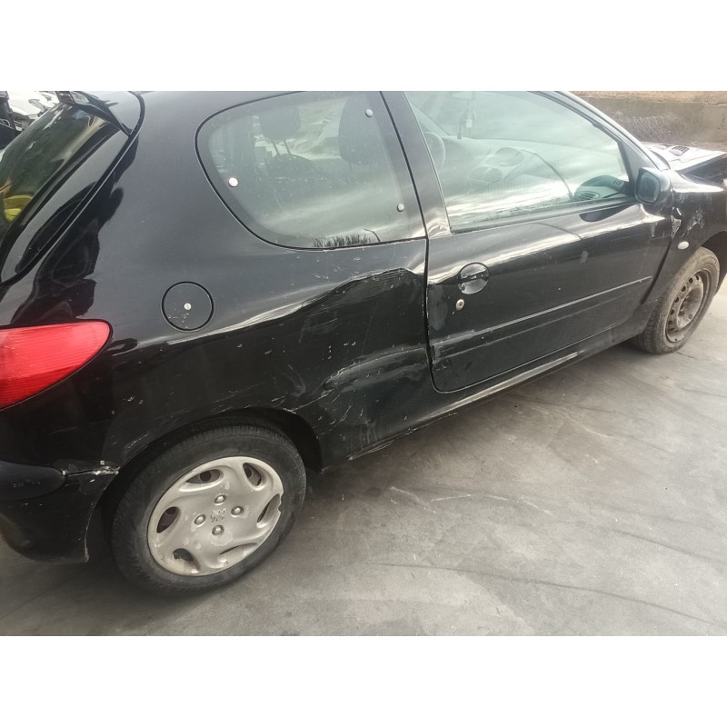 PEUGEOT 206 BERLINA