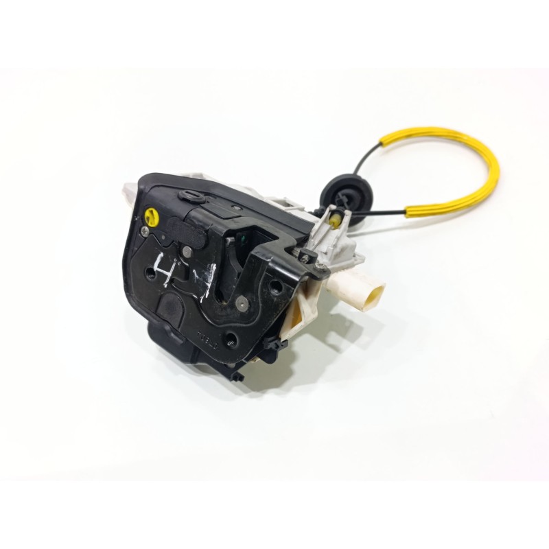 Recambio de cerradura puerta trasera izquierda para audi a6 berlina (4f2) 2.4 referencia OEM IAM 4F0839015  