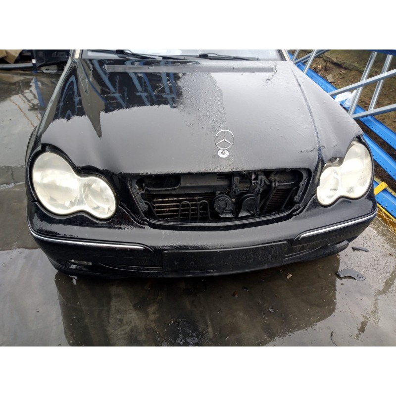 MERCEDES-BENZ CLASE C (W203) BERLINA