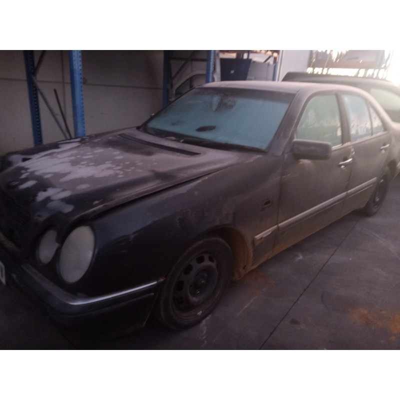 MERCEDES-BENZ CLASE E (W210) BERLINA DIESEL