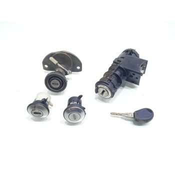 Recambio de juego bombines para fiat seicento (187) l.e. michael schumacher wm 2000 referencia OEM IAM 05521  