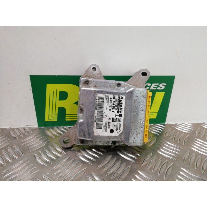 Recambio de centralita airbag para opel vivaro combi 2.7t corto referencia OEM IAM 8200112749 550790800 91167363
