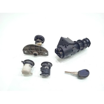 Recambio de juego bombines para fiat seicento (187) l.e. michael schumacher wm 2000 referencia OEM IAM 05521  