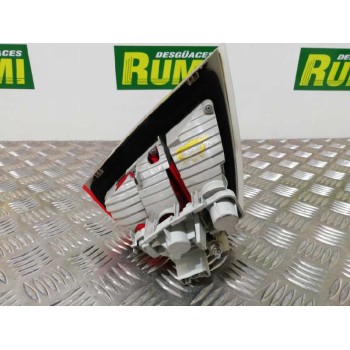 Recambio de piloto trasero derecho interior para bmw serie 3 berlina (e90) 318i referencia OEM IAM 6937460  