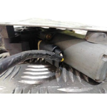 Recambio de elevalunas delantero izquierdo para ford mondeo berlina (gd) ambiente referencia OEM IAM 0130821680  