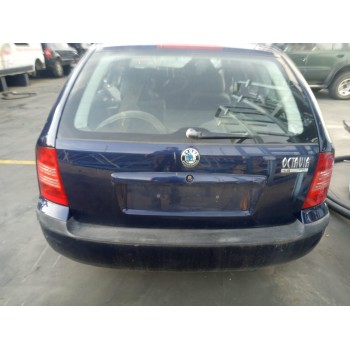 skoda octavia combi (1u5) del año 2000