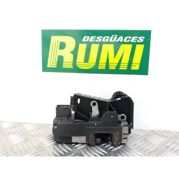 Recambio de cerradura maletero / porton para opel vivaro combi tour edition referencia OEM IAM 8200008469  