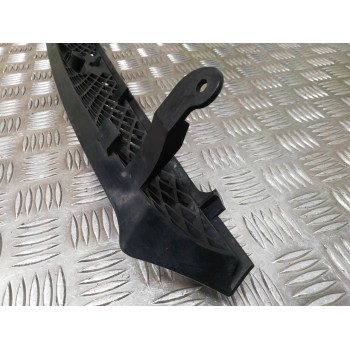 Recambio de rejilla delantera para ford focus berlina (cak) ambiente referencia OEM IAM 98AB8200C A31065 C8S4A