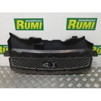 Recambio de rejilla delantera para ford focus berlina (cap) ghia referencia OEM IAM 4M518138AE 4M518200AJ 4M518200BJ