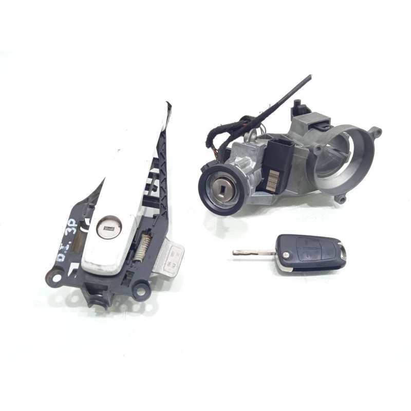 Recambio de juego bombines para opel corsa d catch me referencia OEM IAM 55703083  