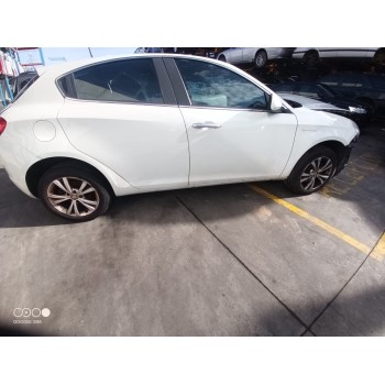 alfa romeo giulietta (191) del año 2012