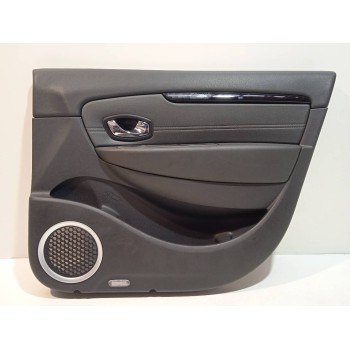 Recambio de guarnecido puerta delantera derecha para renault scenic iii dynamique referencia OEM IAM 809000504R  