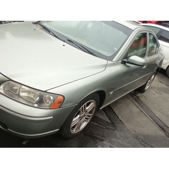 volvo s60 berlina del año 2006