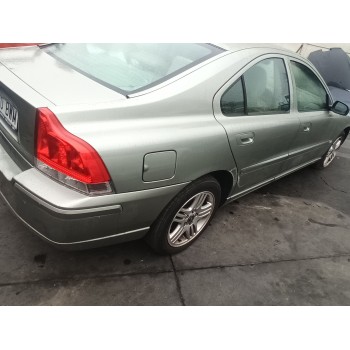 volvo s60 berlina del año 2006