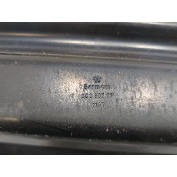 Recambio de refuerzo paragolpes trasero para volkswagen passat berlina (3c2) advance referencia OEM IAM 3C0807311  