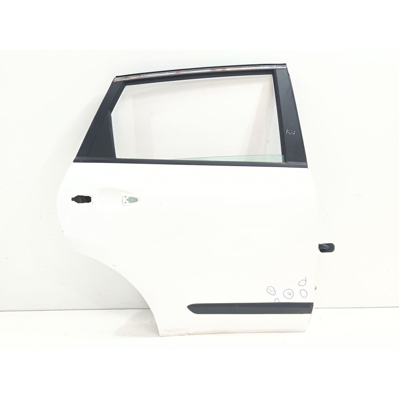 Recambio de puerta trasera derecha para kia niro drive referencia OEM IAM   