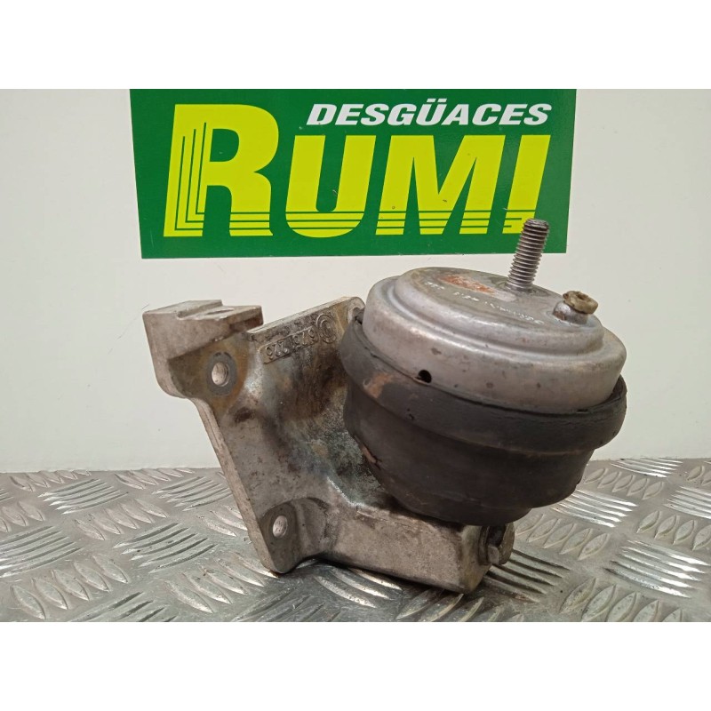 Recambio de soporte motor para bmw serie 5 berlina (e39) 525d referencia OEM IAM 6751226  