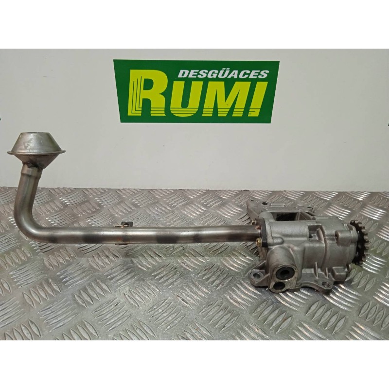 Recambio de bomba aceite para bmw serie 5 berlina (e39) 525d referencia OEM IAM 670815720 11412247212 