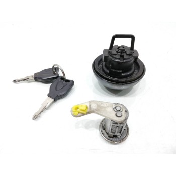 Recambio de juego bombines para opel movano 2.8 dti referencia OEM IAM 7700838826  