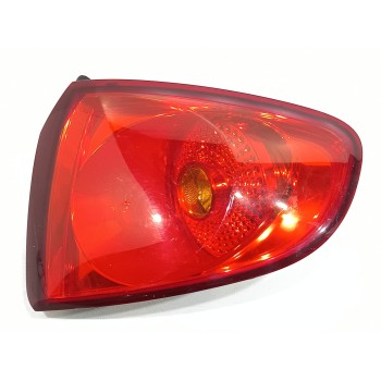 Recambio de piloto trasero derecho para seat altea (5p1) stylance / style referencia OEM IAM 5P0945096J  