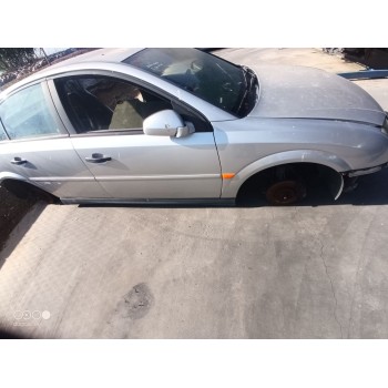 opel vectra c berlina del año 2002