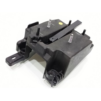 Recambio de apoyabrazos central para opel corsa f gs line referencia OEM IAM 9829241180  