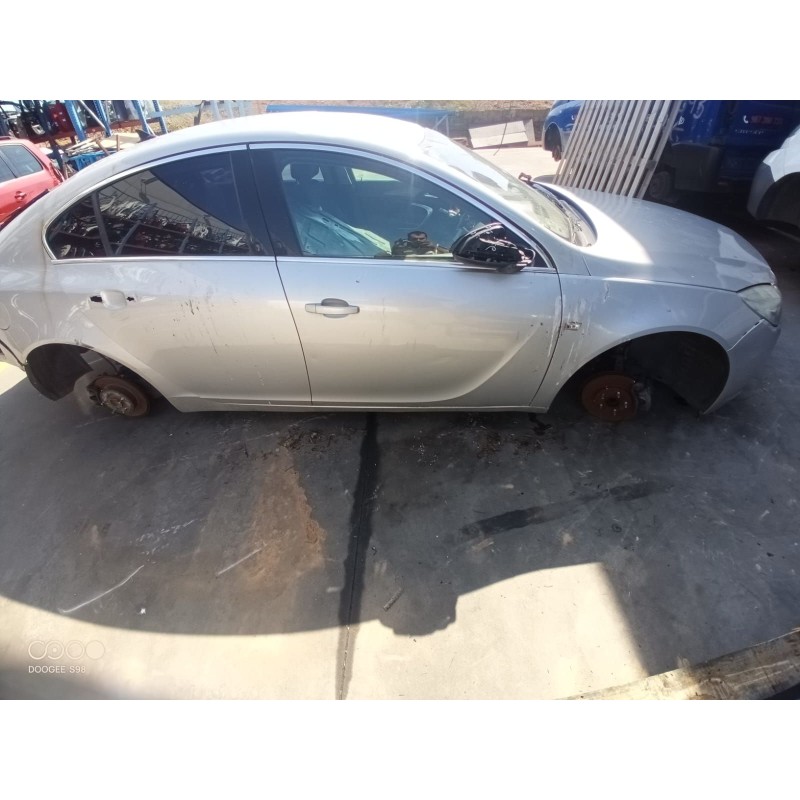 opel insignia berlina del año 2013