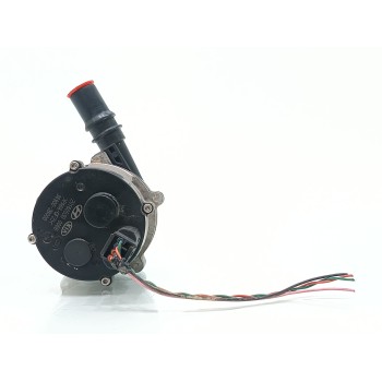 Recambio de bomba agua para kia niro drive referencia OEM IAM 369002B000  