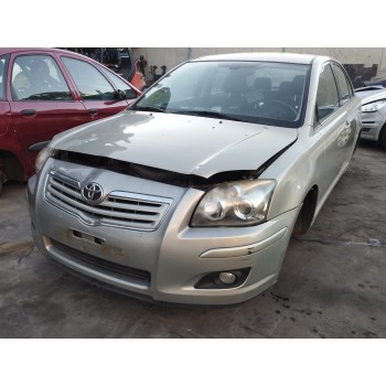 toyota avensis berlina (t25) del año 2007