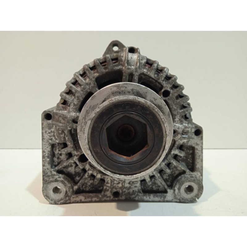 Recambio de alternador para renault scenic ii confort authentique referencia OEM IAM 8200100907  