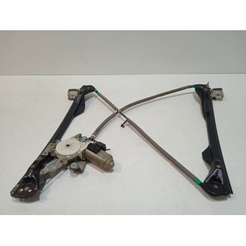 ELEVALUNAS DELANTERO DERECHO XS4123200 