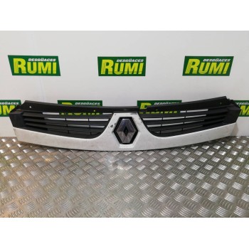 Recambio de rejilla delantera para renault master ii phase 2 caja cerrada l1h1 caja cerrada 3.3 to referencia OEM IAM 8200426365