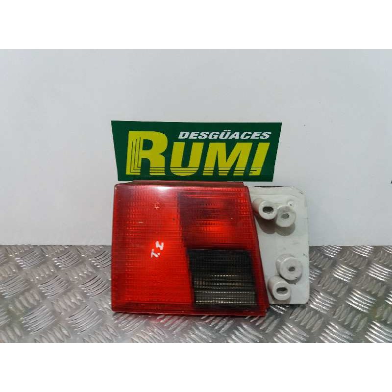 Recambio de piloto trasero izquierdo interior para audi a6 berlina (c4) 2.5 tdi referencia OEM IAM 4A0945093  