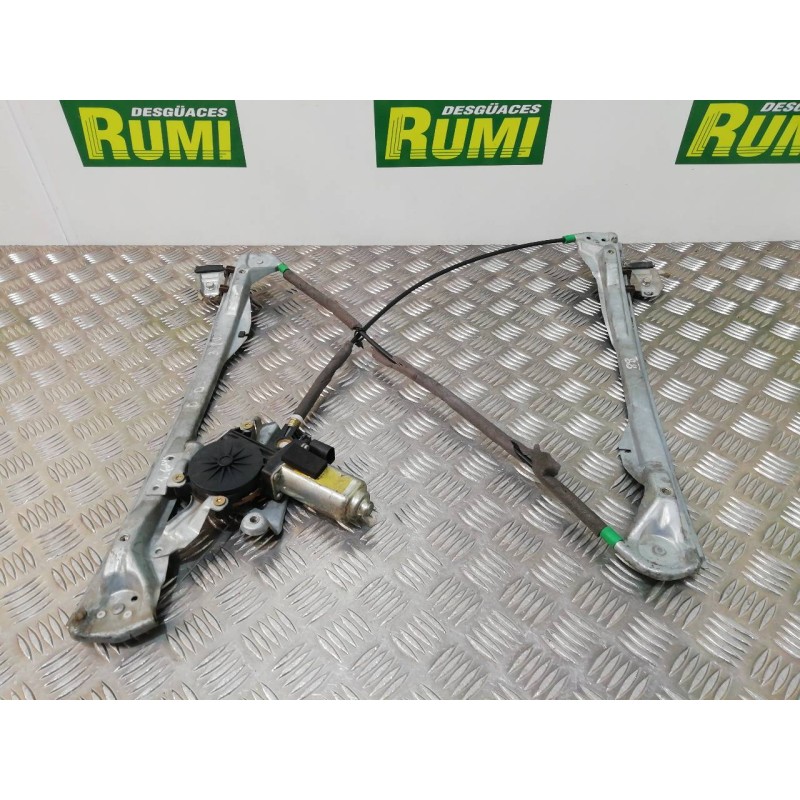 Recambio de elevalunas delantero derecho para ford focus berlina (cak) trend referencia OEM IAM XS4123200 D2R5A 