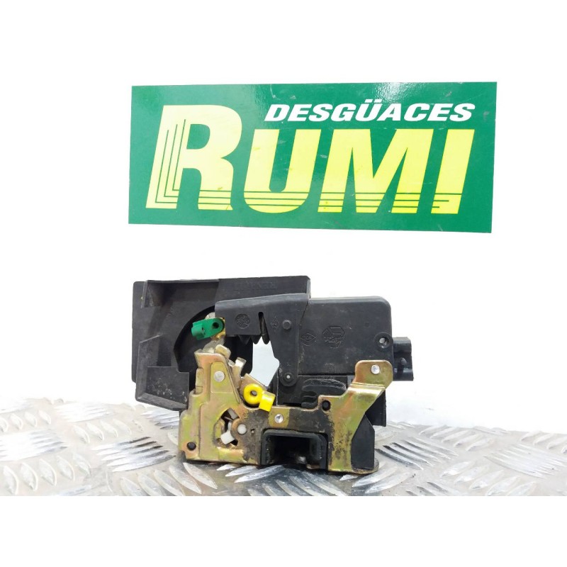 Recambio de cerradura puerta delantera izquierda para renault laguna (b56) 2.0 16v rxe (b56d) referencia OEM IAM   