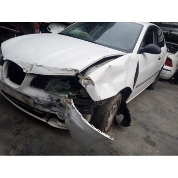 seat ibiza (6l1) del año 2002