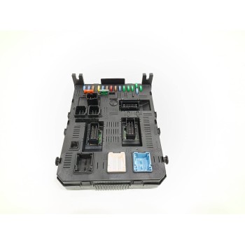 Recambio de caja reles / fusibles para citroën c5 berlina exclusive referencia OEM IAM 9661940480  